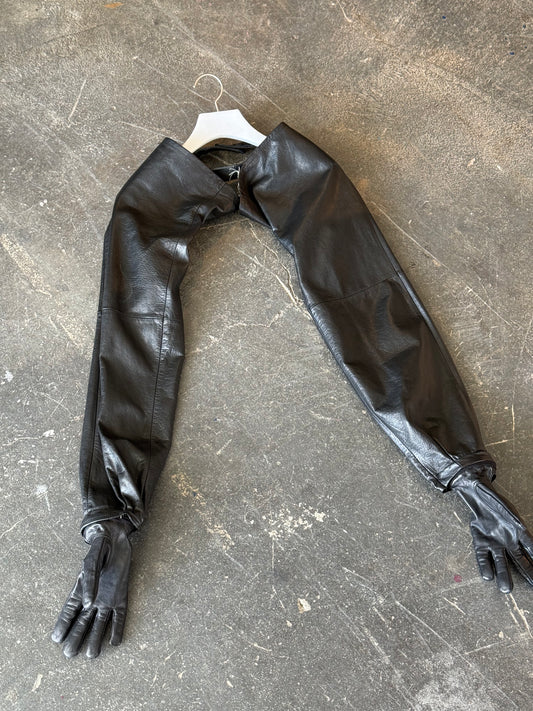 UPCYCLED LEATHER GLOVES
